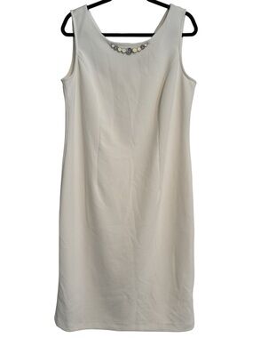 Maya Brooke White Textured Sleeveless Dress with Neckline Detail
